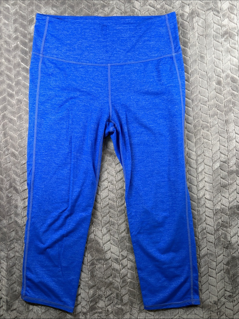 VGUC Athleta Royal Blue Capri Leggings - Medium